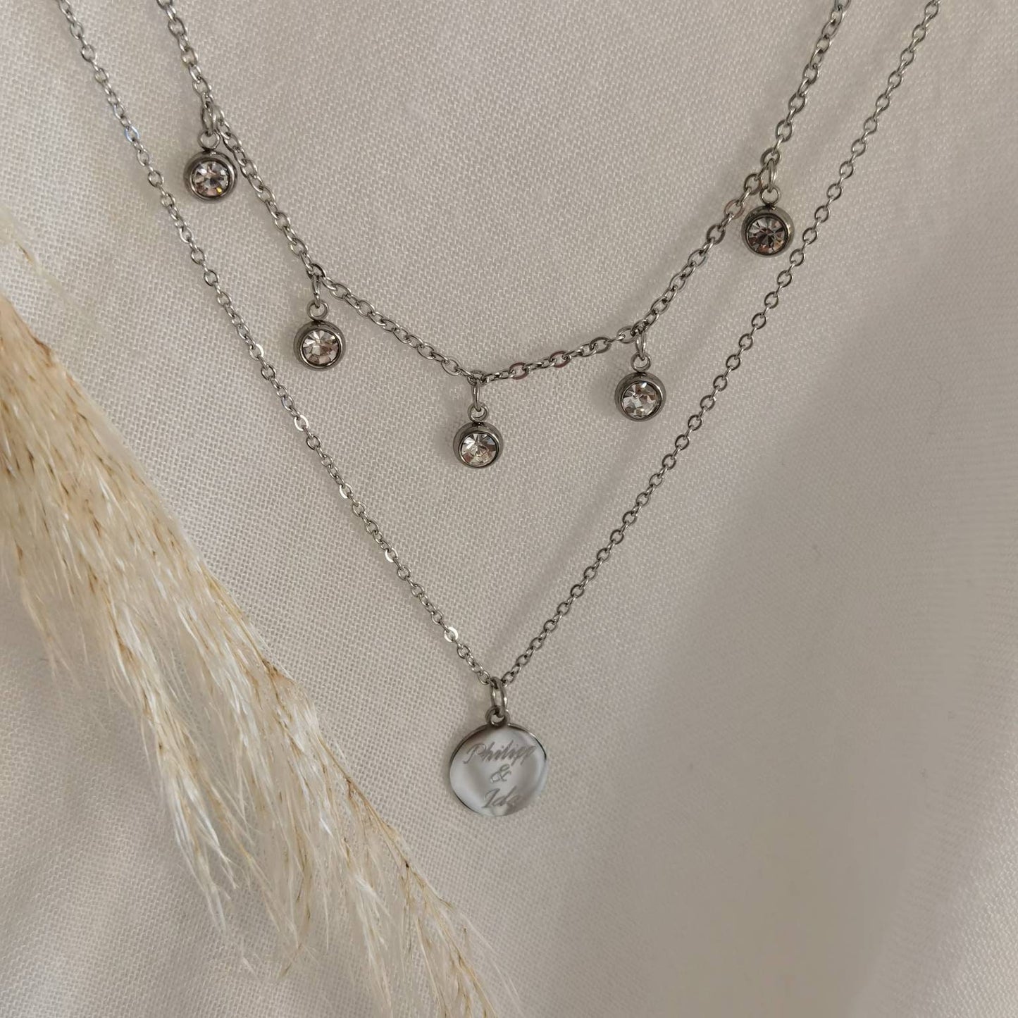 Mehrreihige Gravur Kette mit Zirkonia Anhänger in Gold & Silber aus Edelstahl *Halskette mit Buchstaben Plättchen *personalisiertes Geschenk