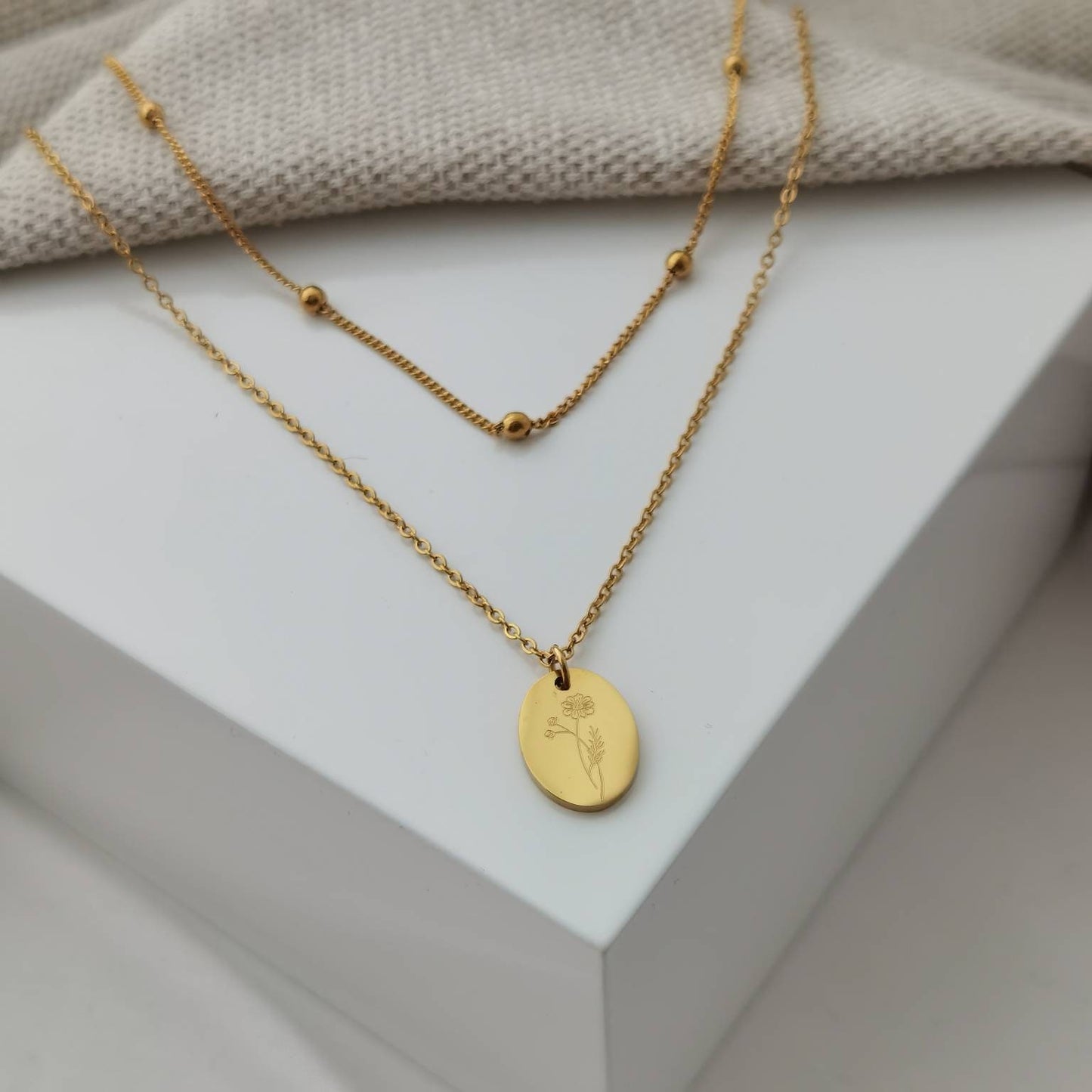 Mehrreihige, personalisierte Plättchen Kette in Gold & Silber aus Edelstahl, Halskette mit ovalem Gravurplättchen, personalisiertes Geschenk