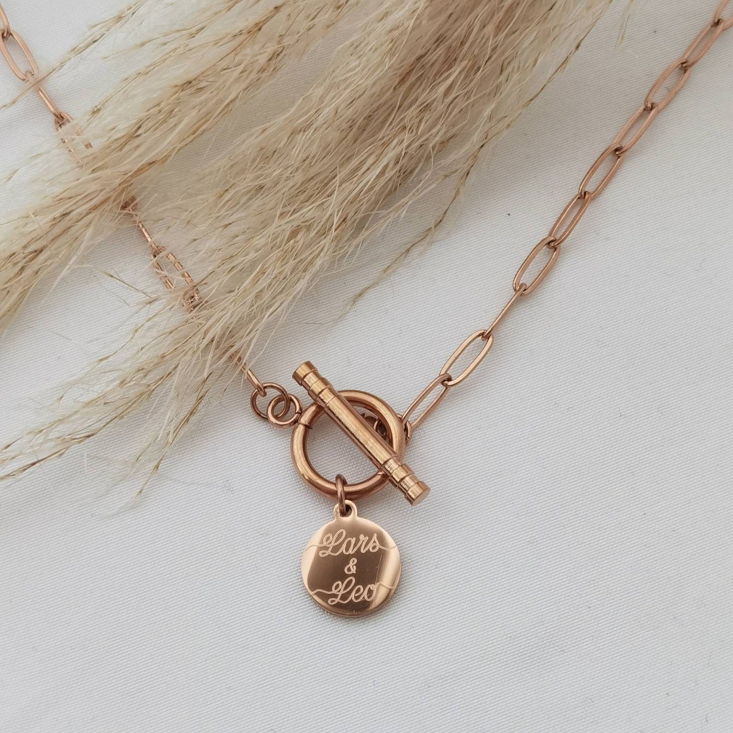 Personalisierte Kette mit Knebelverschluss und 12mm Gravur Plättchen in Gold, Rosé oder Silber aus Edelstahl, personalisiertes Geschenk
