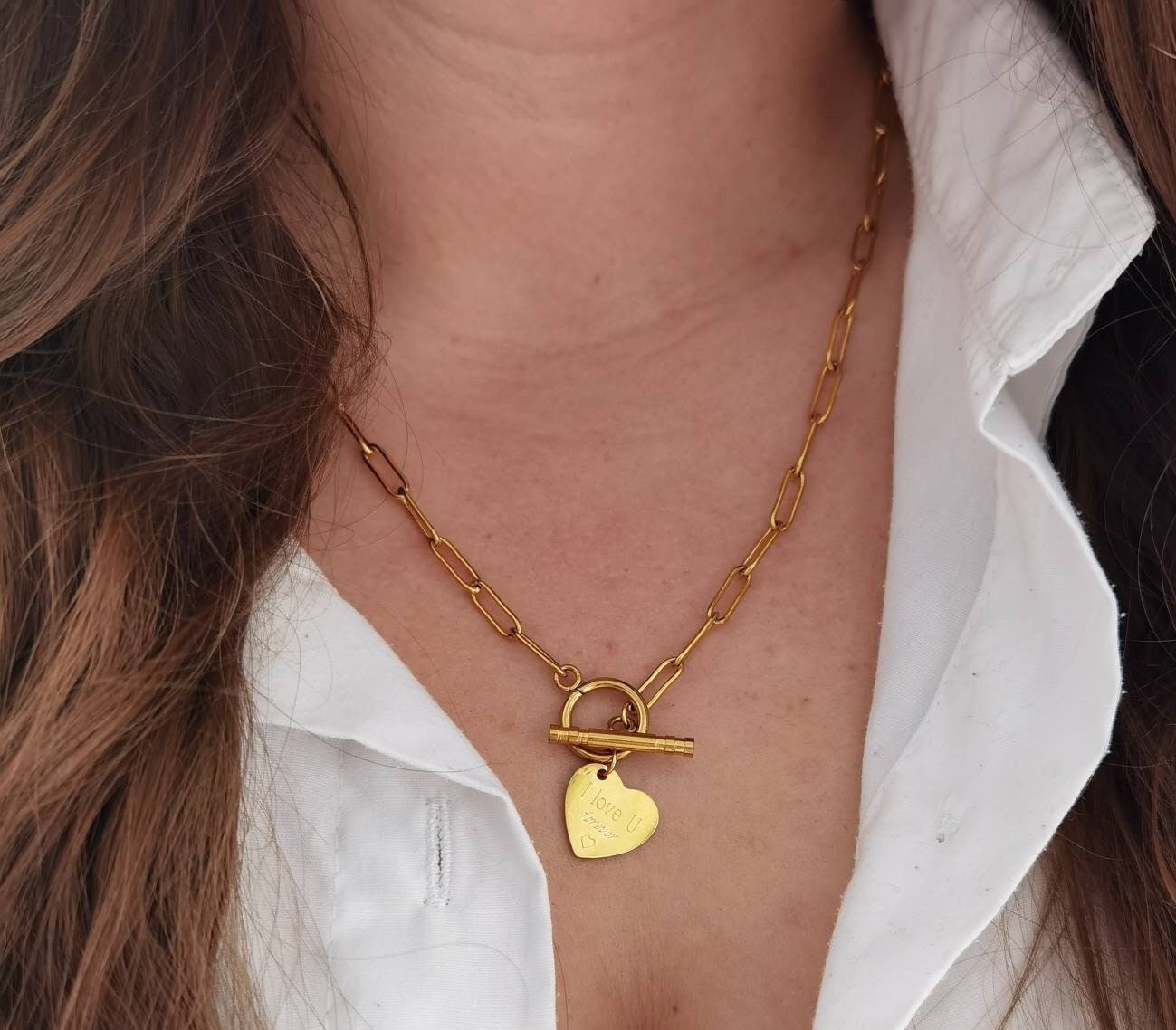 Grobe Gliederkette mit Knebelverschluss und personalisierten Herz Anhänger, Gravurschmuck, personalisiertes Weihnachtsgeschenk für Frauen