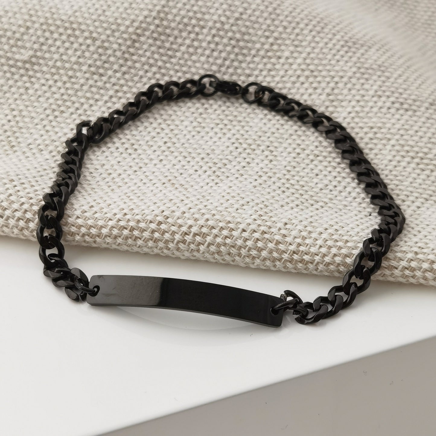 Personalisiertes Männer Armband,Herren Armband aus Edelstahl,Gravur Armband,Herren Armband mit Gravur,Geschenk für Papa,Vatertagsgeschenk
