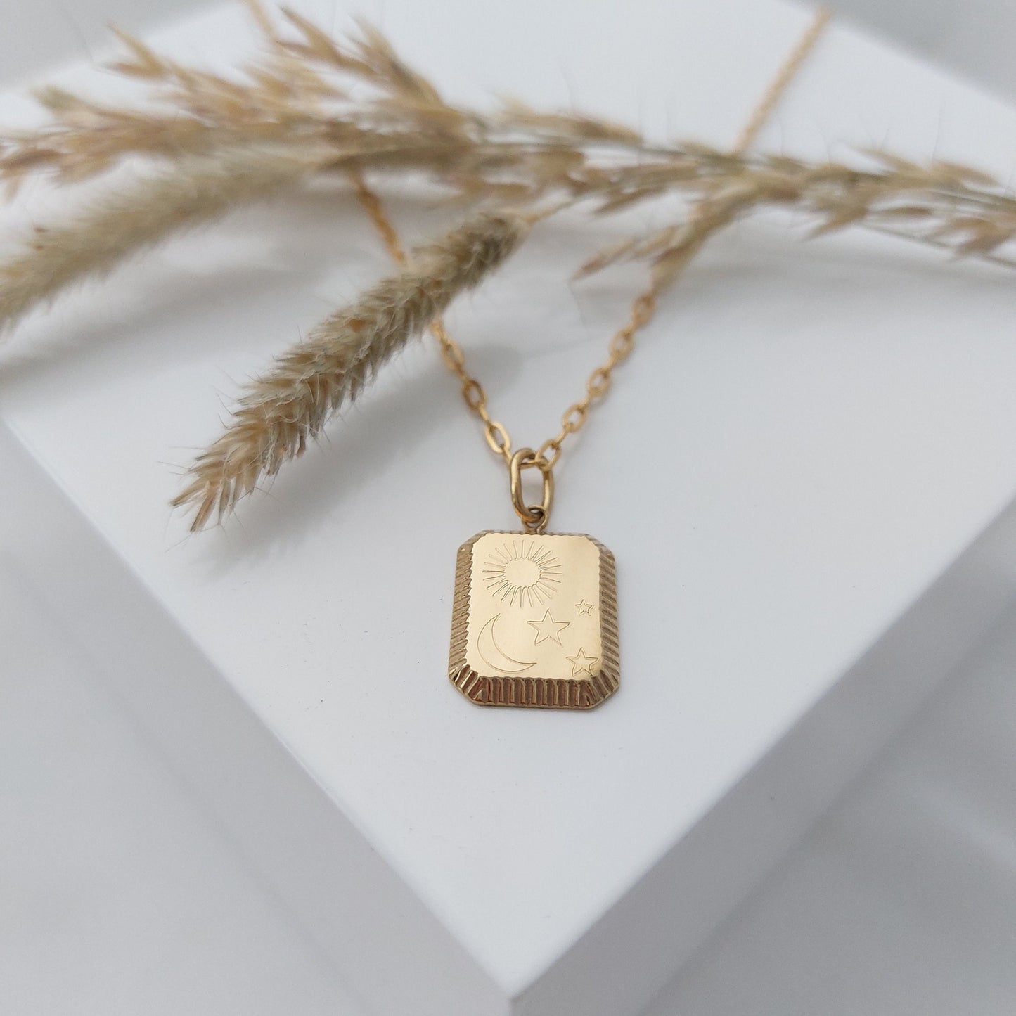 Personalisierte Kette Gold, Silber, Rosé aus Edelstahl, Namenskette, Buchstabenkette, Gravurgeschenk, personalisiertes Geschenk für Frauen