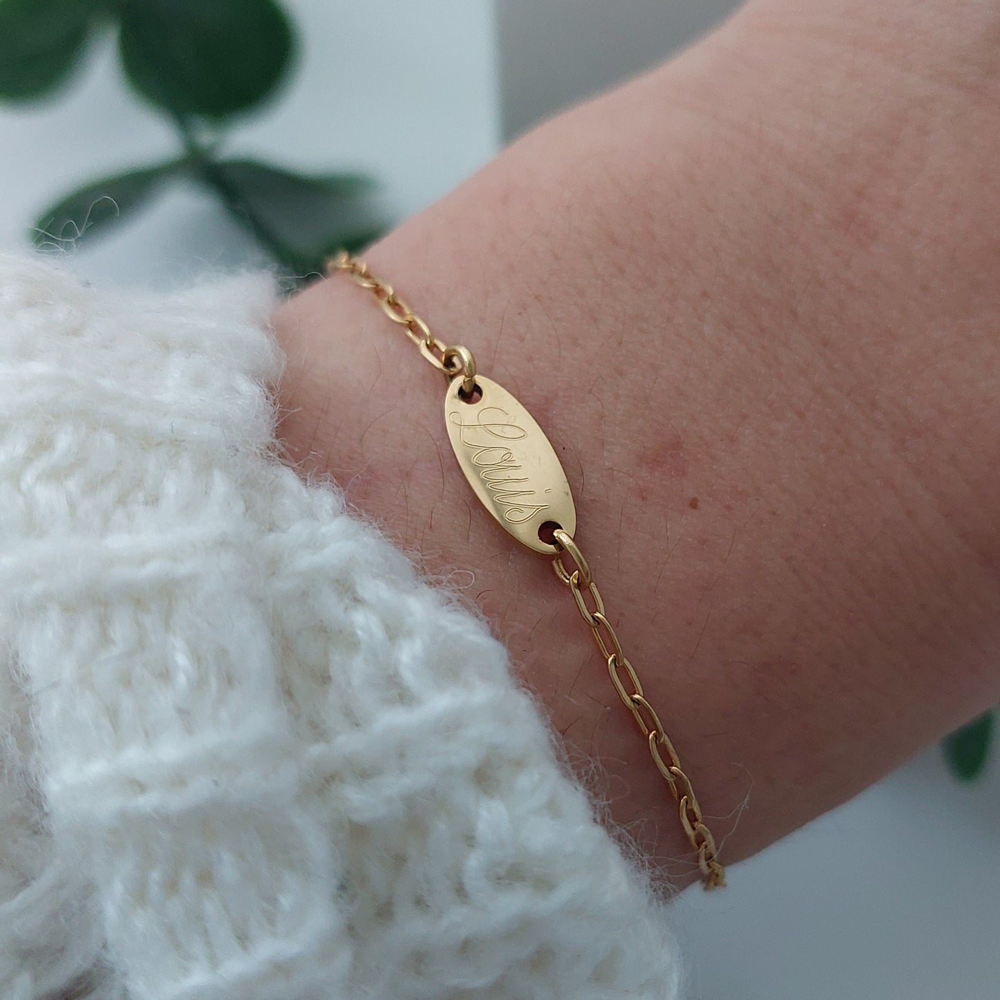 Personalisiertes Gravur Armband in Gold, Silber, Rosé, Armkette mit Buchstaben Plättchen, Namensarmband, Personalisiertes Geschenk Frauen