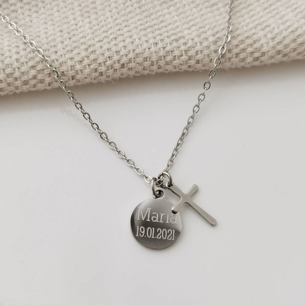 Personalisierte Kreuz Kette mit Gravur Plättchen Anhänger in Gold und Silber aus Edelstahl, personalisiertes Geschenk Taufe, Konfirmation