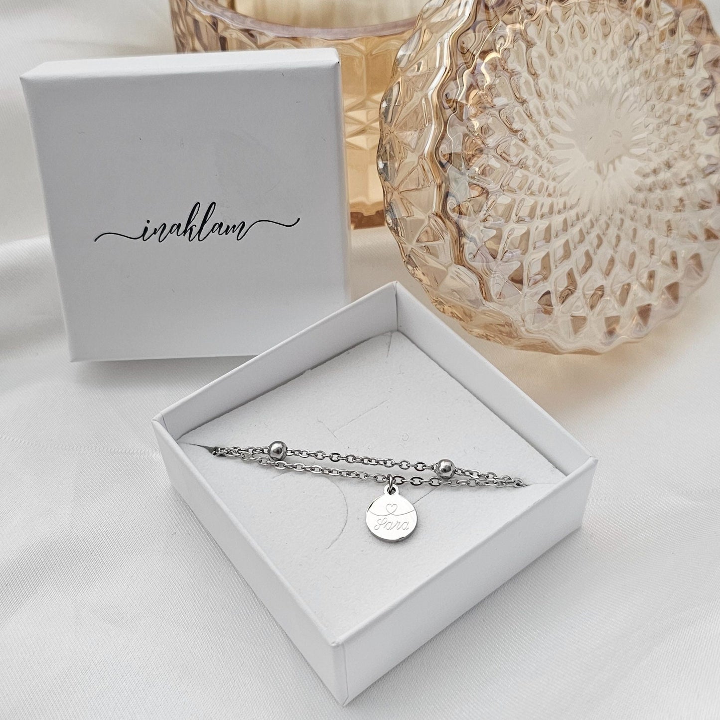 Mehrreihiges Armband mit Gravurplättchen & Perle, Kugelarmband aus Edelstahl in Silber o. Gold, Perlenarmband als personalisiertes Geschenk