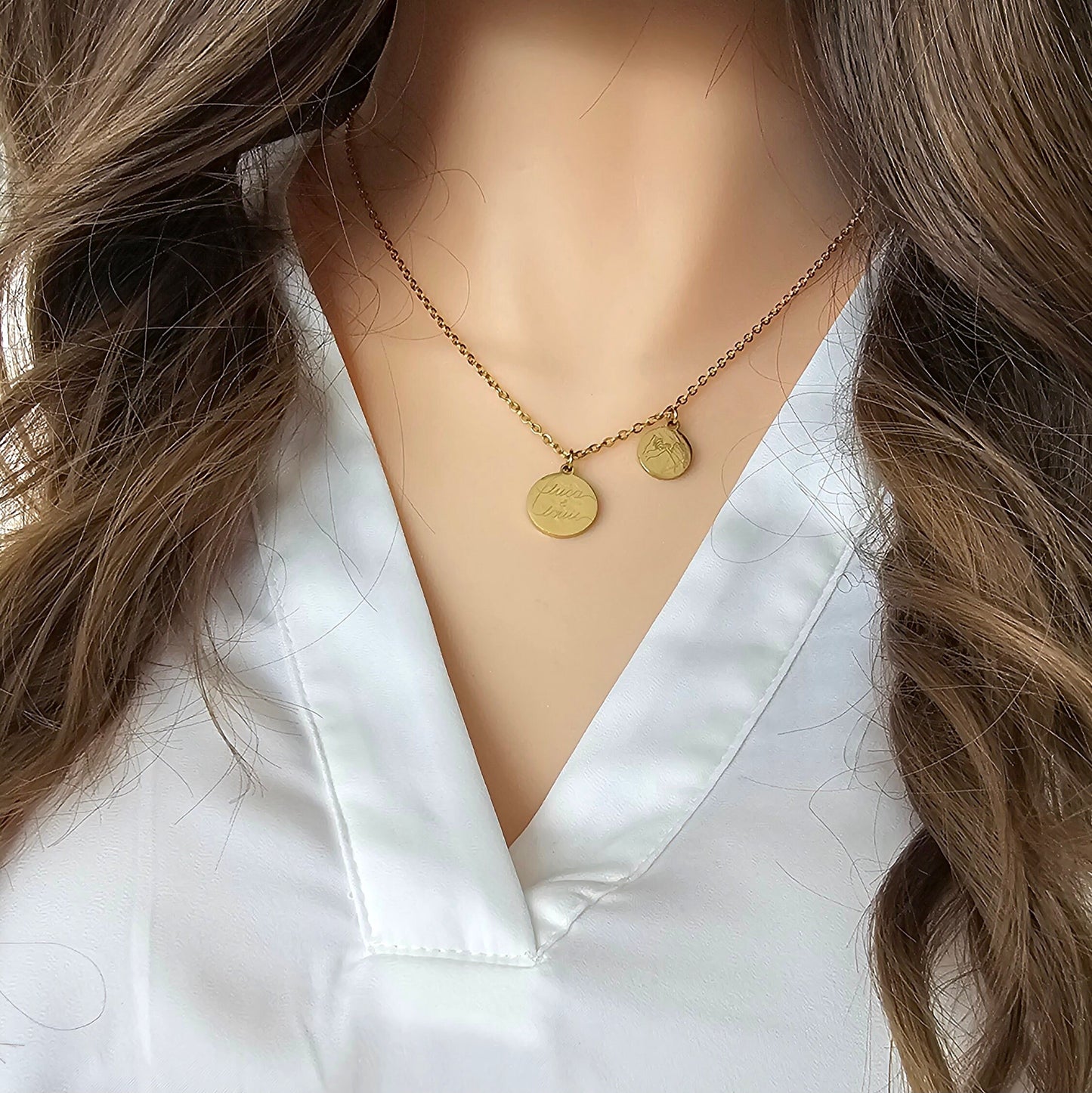 Personalisierte Kette mit Gravur Plättchen Anhänger in Gold, Silber, Rosé, Namenskette gold, Buchstabenkette, personalisiertes Geschenk Mama