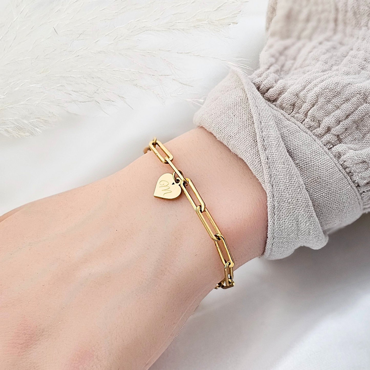 Herz Armband personalisiert in Gold, Silber, Rosé | gobes Armband mit Gravur Anhängern | personalisierte Geschenke | chunky Armband