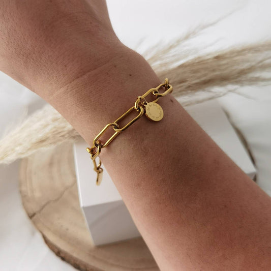 Grobes Gliederarmband mit personalisierten Plättchen Anhängern in Gold oder Silber aus Edelstahl, personalisiertes Geschenk, Namensgravur
