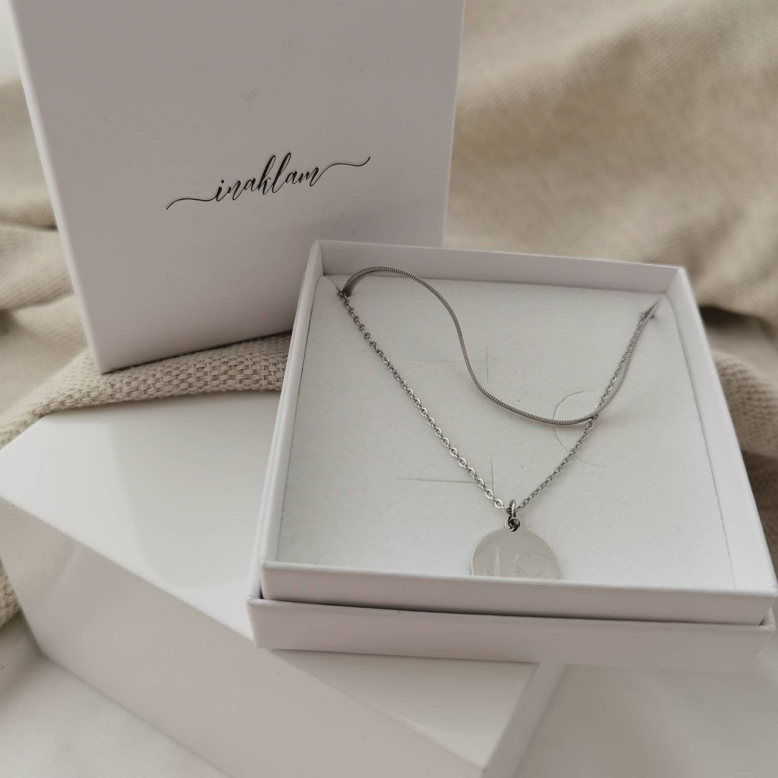 Set aus 2 Ketten, Gravur Plättchen Kette, Schlangen Halskette, Personalisiertes Geschenk, Namenskette, Buchstabenkette