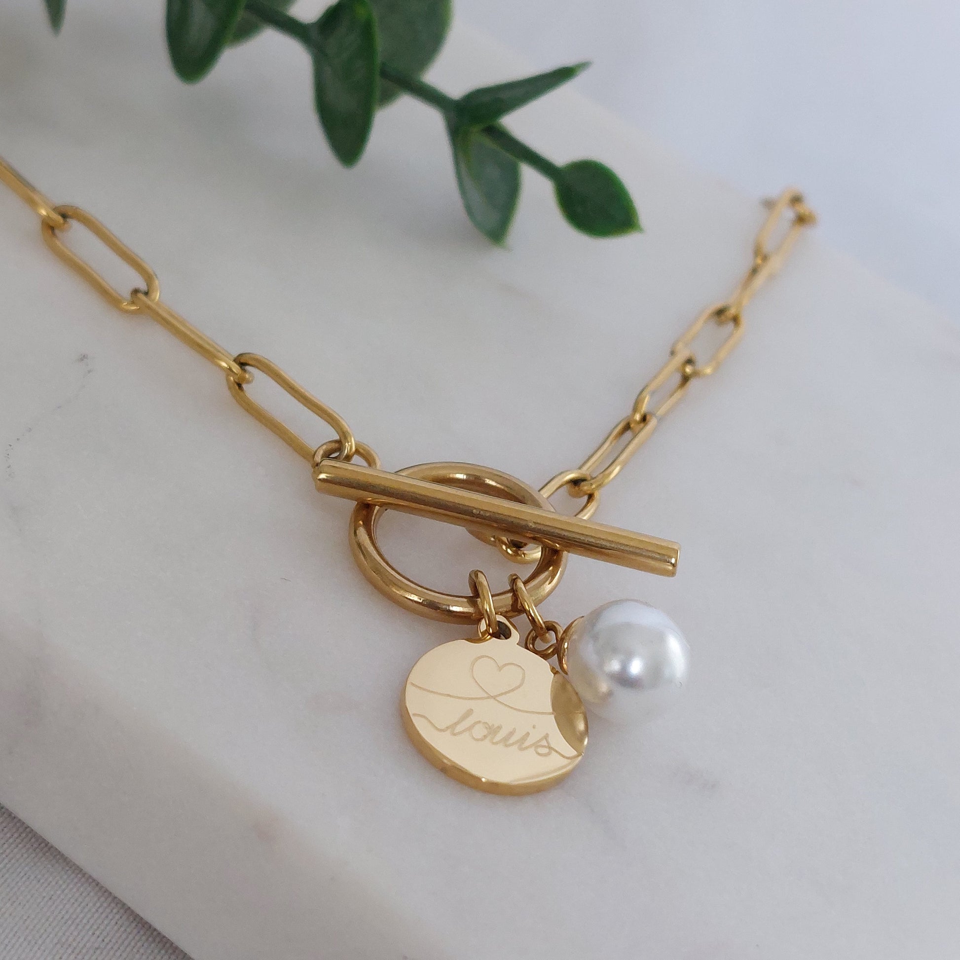 Grobe Gliederkette mit Knebelverschluss, Perle oder personalisiertem Plättchen in Gold oder Silber aus Edelstahl, Geschenk personalisiert