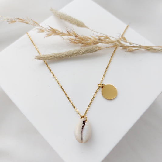 Personalisierte Kauri Muschelkette in Gold,Silber,Rosé, personalisiertes Geschenk, Gravur Kette, Namenskette, Buchstabenänhänger, Goldkette