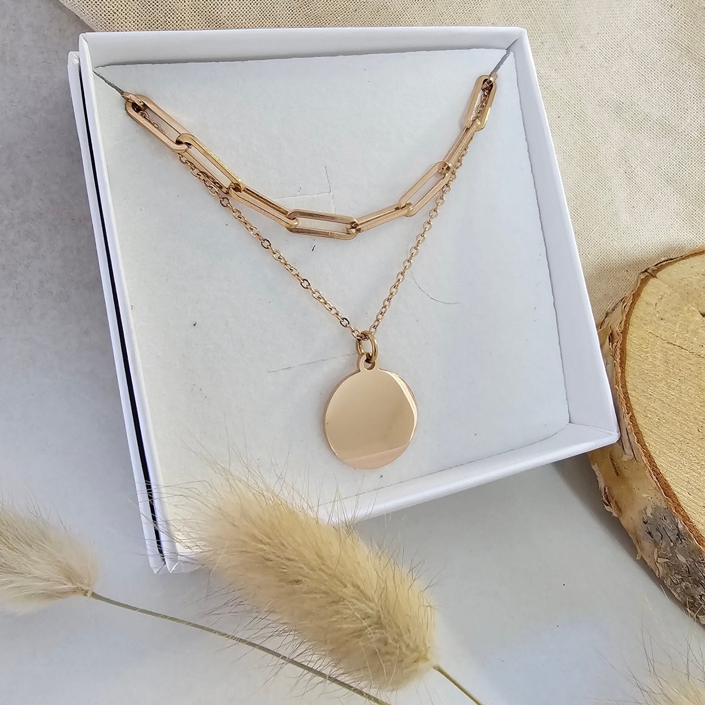 Mehrreihige, personalisierte Plättchen Kette in Gold aus Edelstahl, Halskette Gold mit Buchstaben Gravur, Namenskette Geschenk, Weihnachten