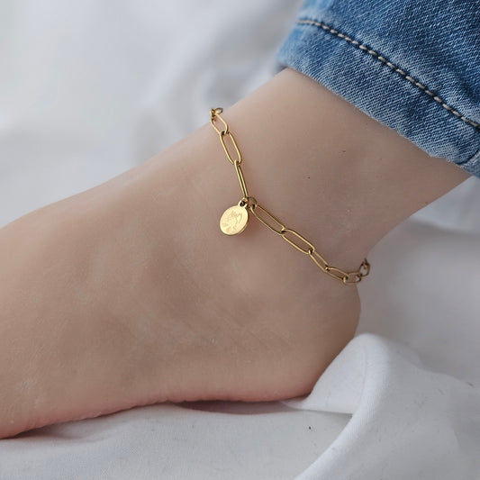 Fußkettchen mit gravur Anhänger in Gold,Rosé oder Silber aus Edelstahl, Fußkette mit buchstaben Plättchen, personalisiertes Geschenk