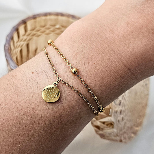 Mehrreihiges Armband mit Gravurplättchen und Geburtsstein, Kugelarmband aus Edelstahl in Silber oder Gold, personalisiertes Geschenk