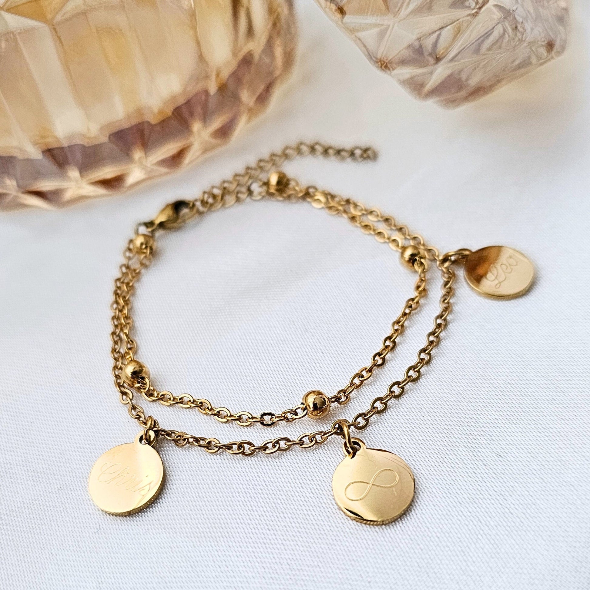 Mehrreihiges Armband mit Gravurplättchen & Perle, Kugelarmband aus Edelstahl in Silber o. Gold, Perlenarmband als personalisiertes Geschenk