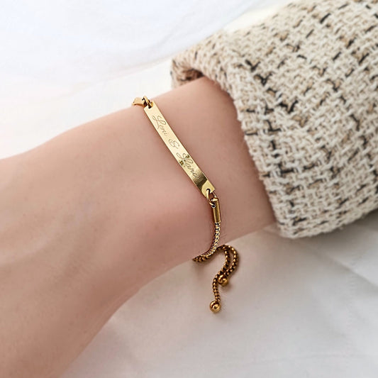 Personalisiertes Edelstahl Armband mit Schiebeverschluss, filigranes Gravur Armband, personalisiertes Weihnachtsgeschenk, Geschenk für sie