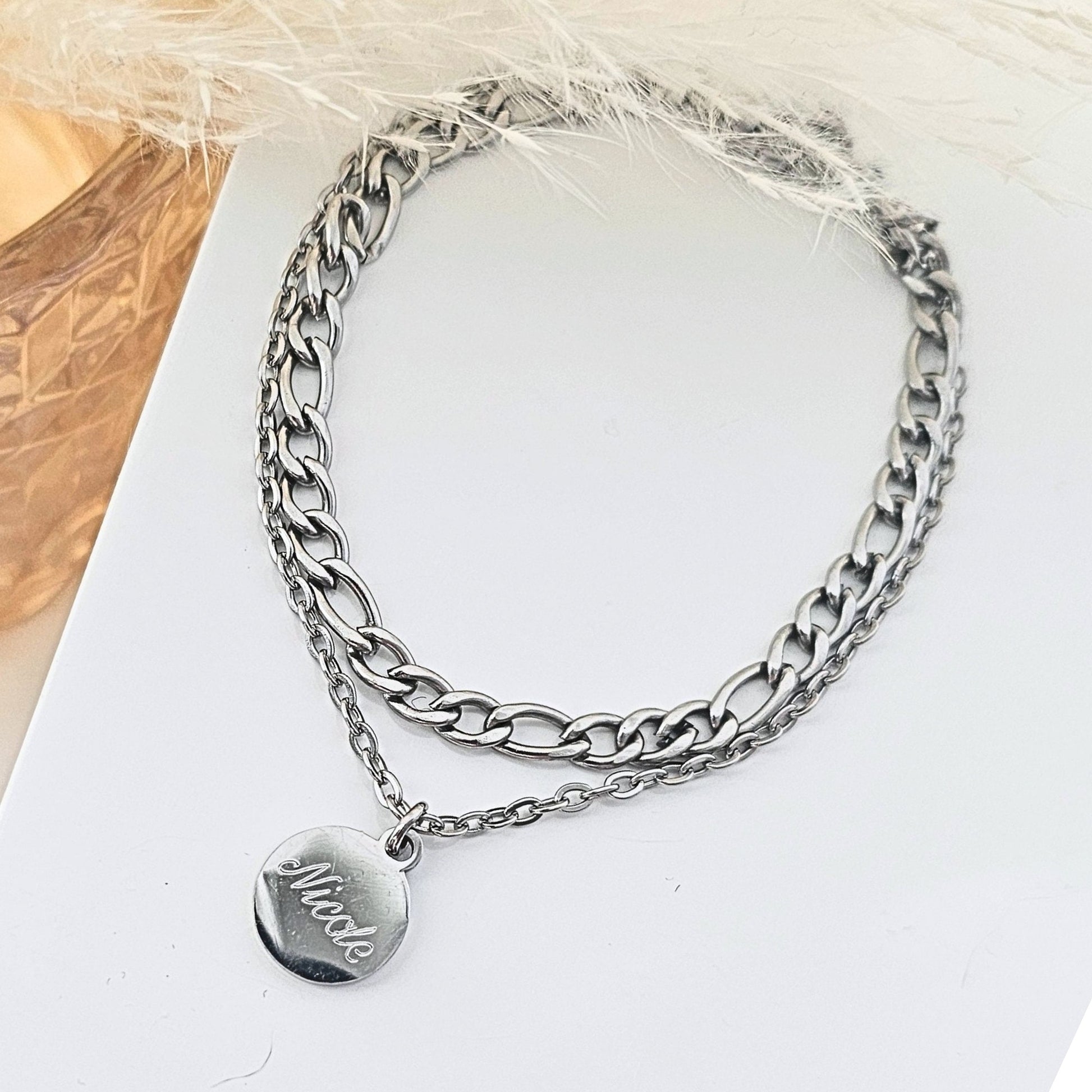 Mehrreihiges Armband personalisiert | Figaro Armband mit Gravurplättchen | Doppelreihiges Armband Edelstahl | personalisierte Geschenke