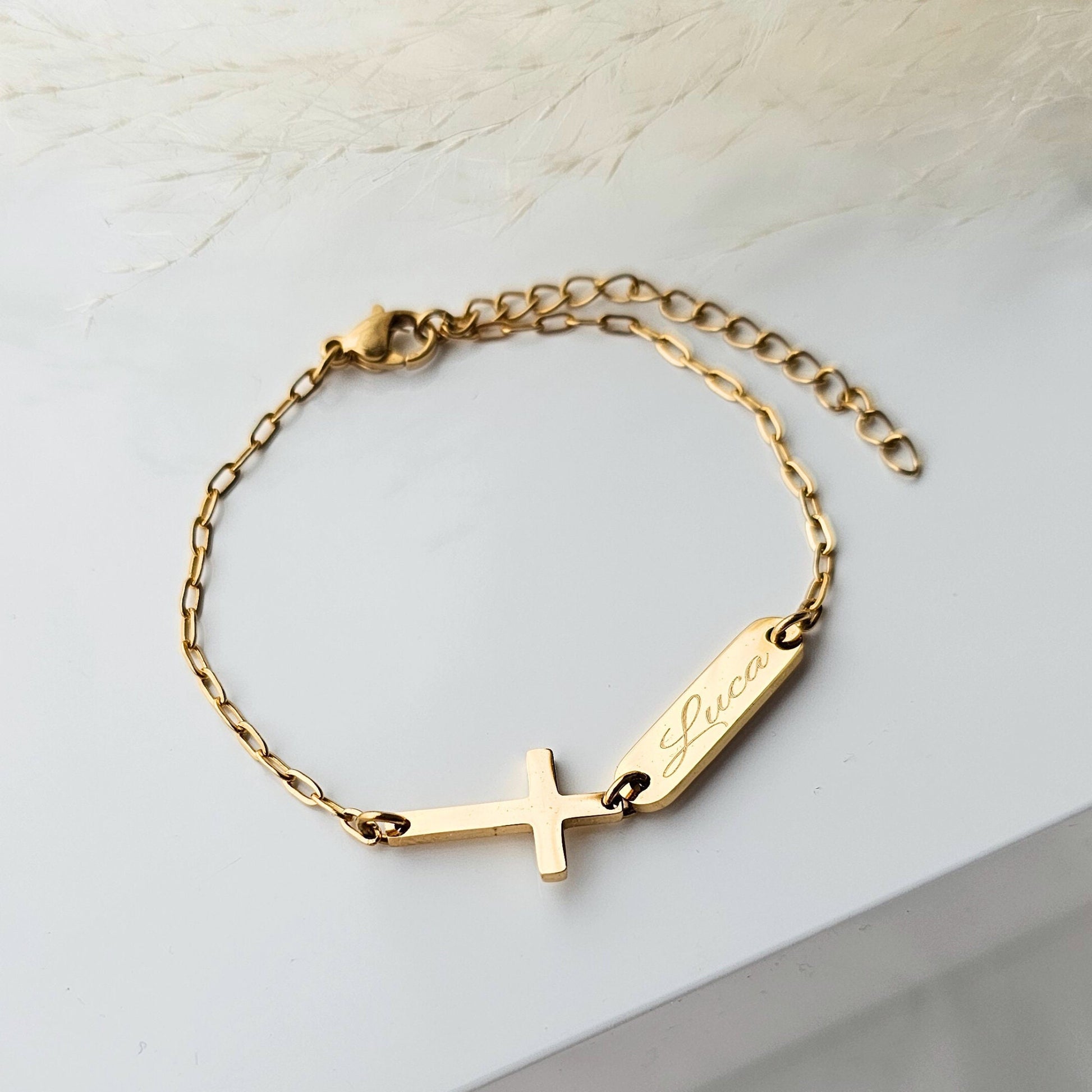 Personalisiertes Armband mit Kreuz | Damen Armband mit Gravur | personalisierte Geschenke | Glaube Liebe Hoffnung