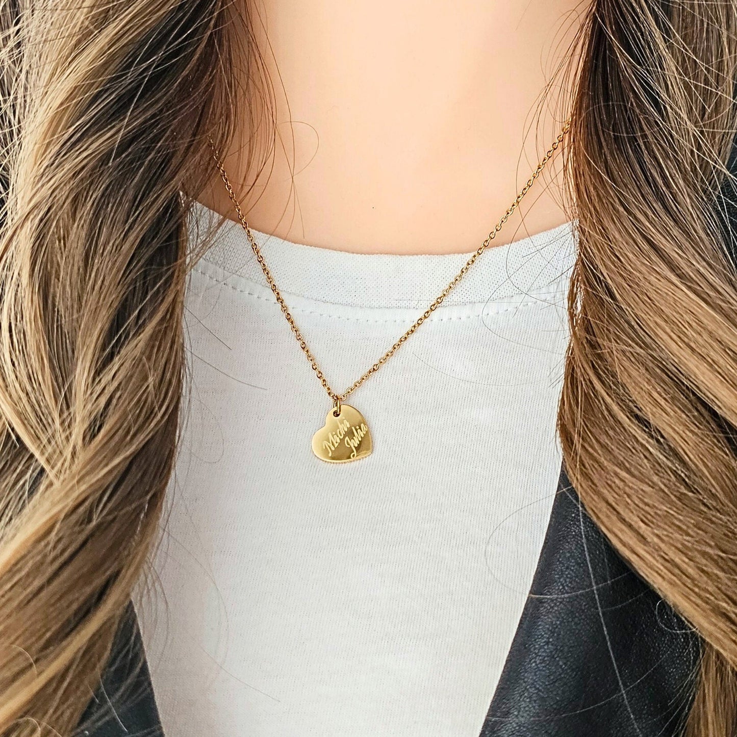 Personalisierte Herz Kette mit Gravur in Gold, Silber & Rosé, Kette mit Herz Anhänger personalisiert als Geschenk für Frauen