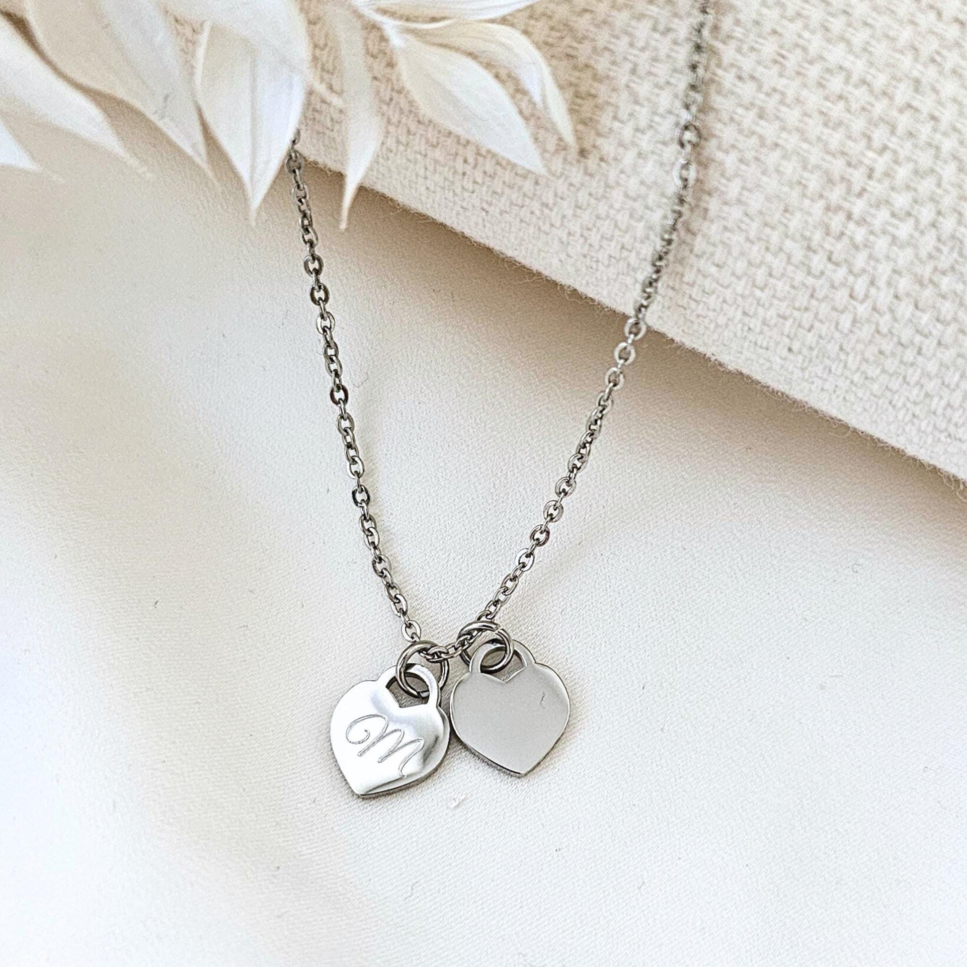 Kette aus Edelstahl mit Gravur Herzen