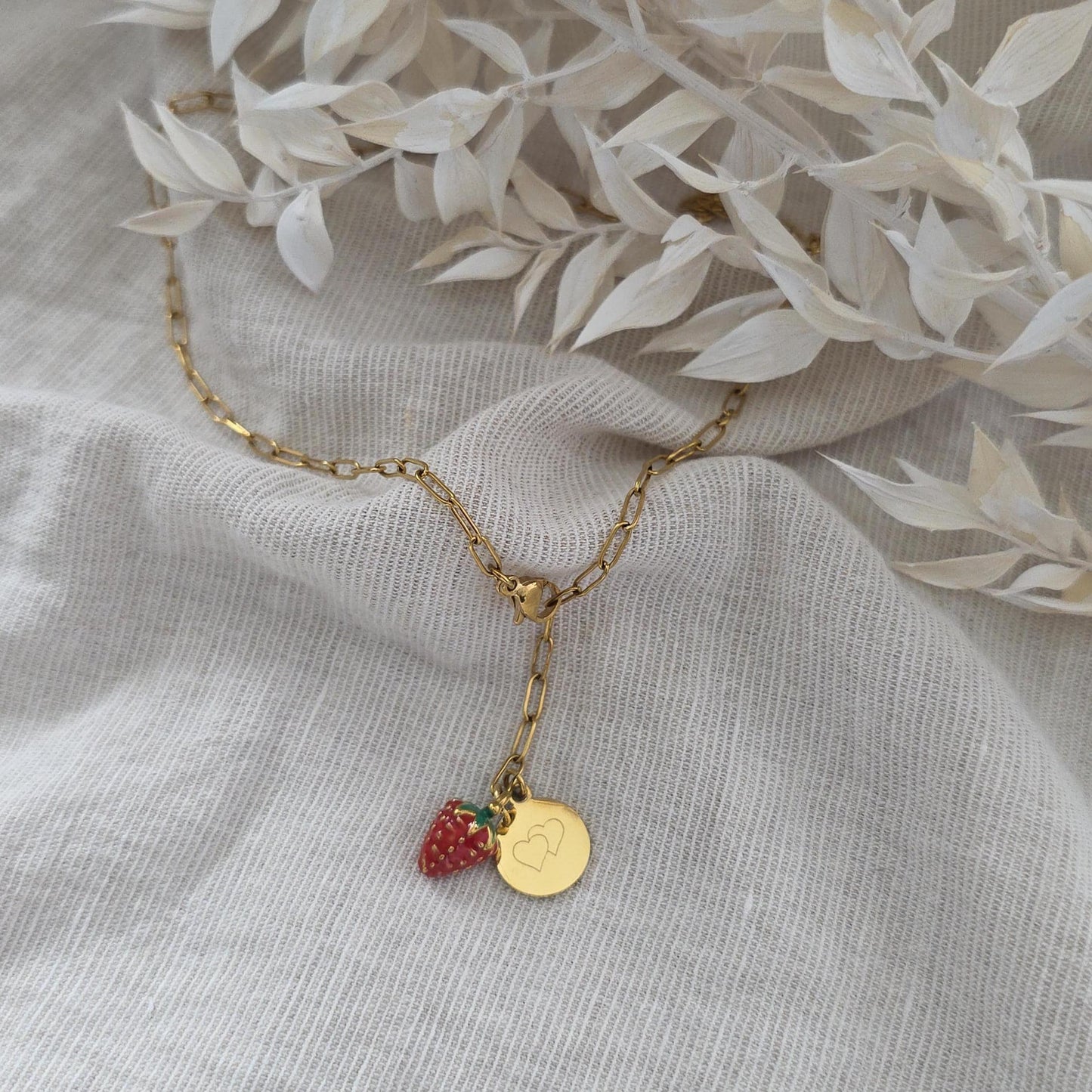 Y-Kette mit Erdbeer Anhänger und Gravur Plättchen | wasserfeste Edelstahl Kette| personalisiertes Geschenk | Halskette mit Erdbeer Charm