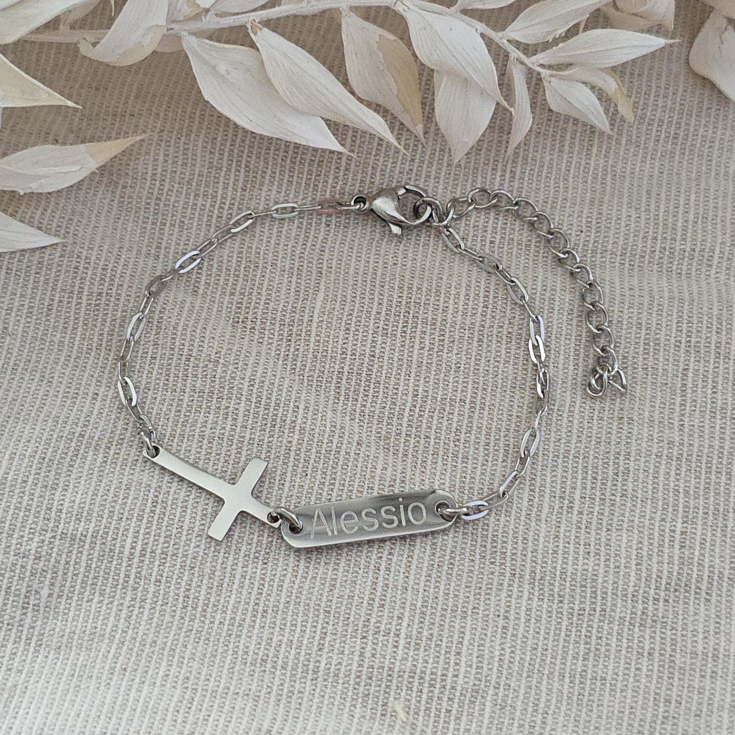 Personalisiertes Armband in Gold, Silber, Rosé | Armband mit Kreuz & Gravur Plättchen aus Edelstahl | Geschenk zur Kommunion | Konfirmation