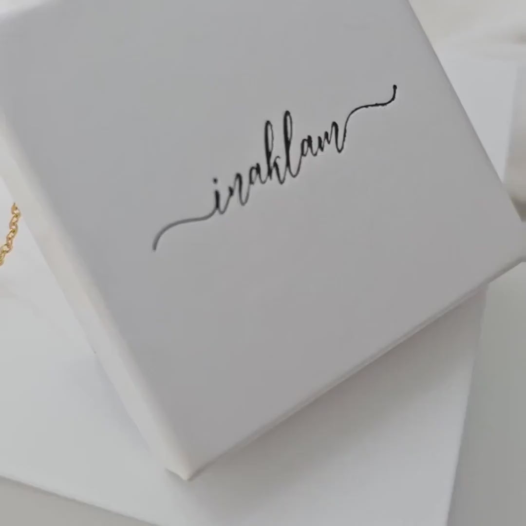 Personalisierte Kette mit Gravur Plättchen Anhänger in Gold, Silber, Rosé, Namenskette gold, Buchstabenkette, personalisiertes Geschenk Mama