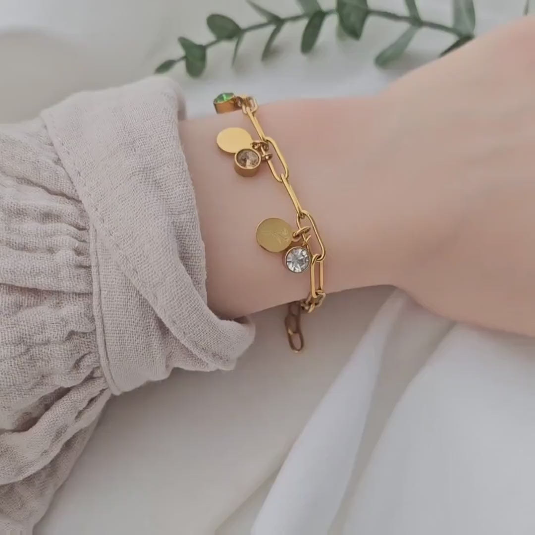 Personalisiertes Armband mit Gravuranhängern und Geburtssteinen | Geburtssteinarmband aus Edelstahl | personalisierte Geschenke