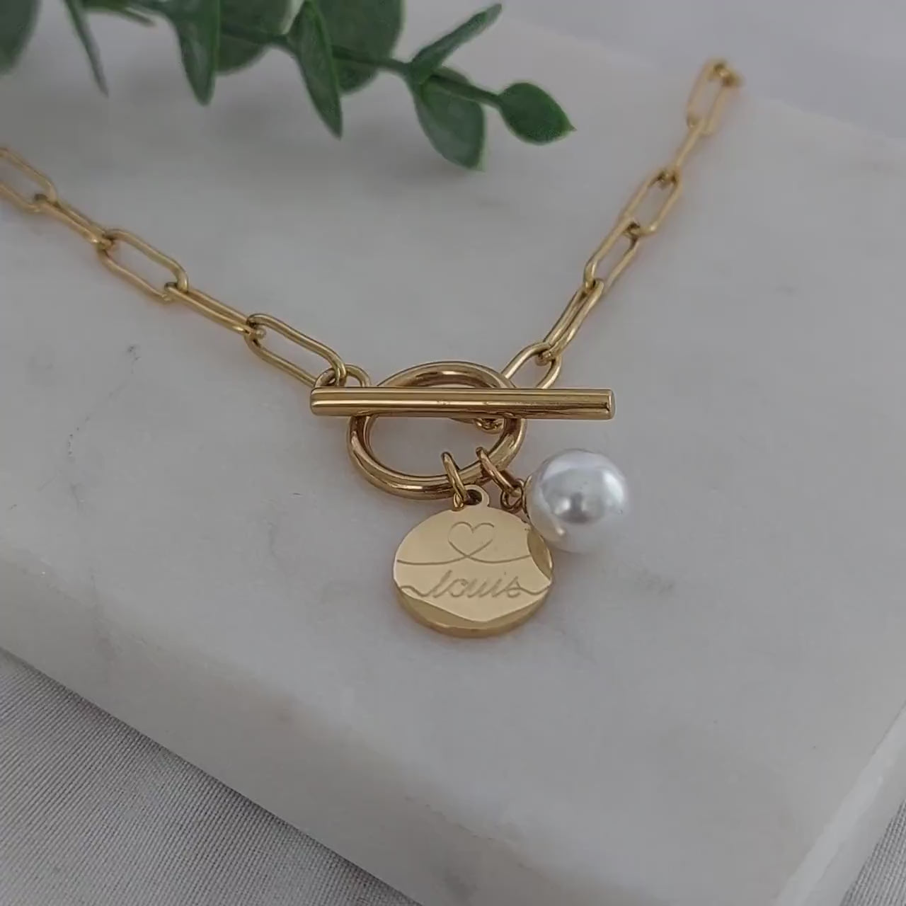 Grobe Gliederkette mit Knebelverschluss, Perle oder personalisiertem Plättchen in Gold oder Silber aus Edelstahl, Geschenk personalisiert