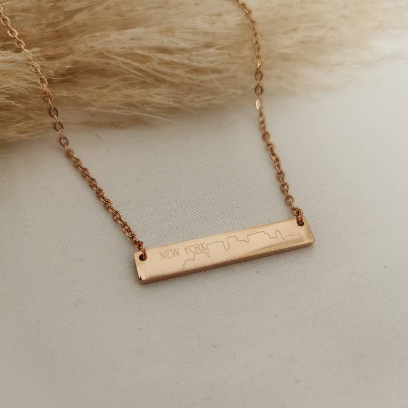 Kette mit Gravur Plättchen in Gold, Silber, Rosé. Personalisierte Kette mit Gravur Anhänger, Namenskette, Halskette gold eckiger Anhänger